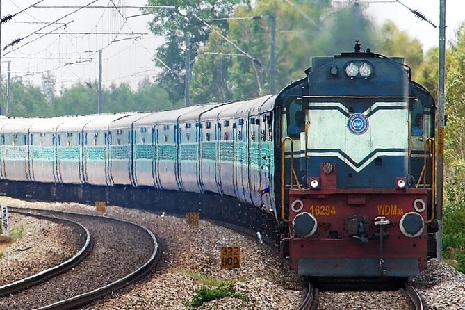 Reaching Bandhavgarh National Park by train