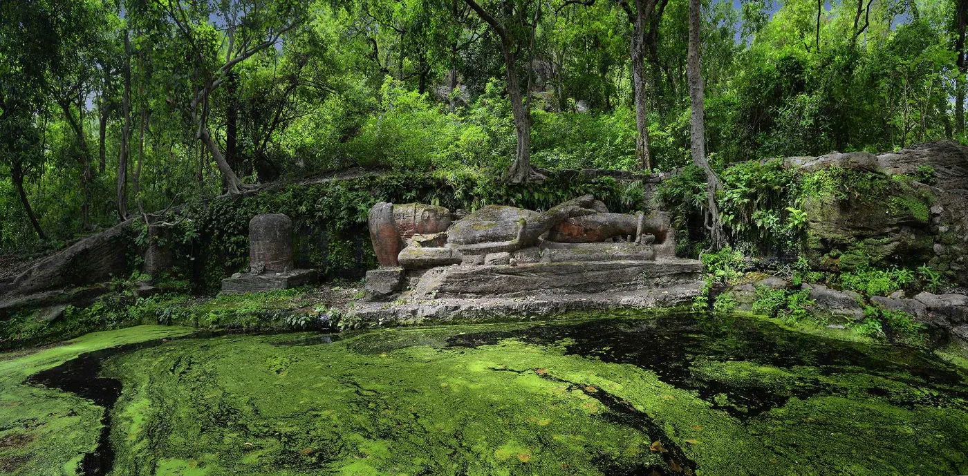 Shesh Shaiya reclining statue of Lord Vishnu at Bandhavgarh